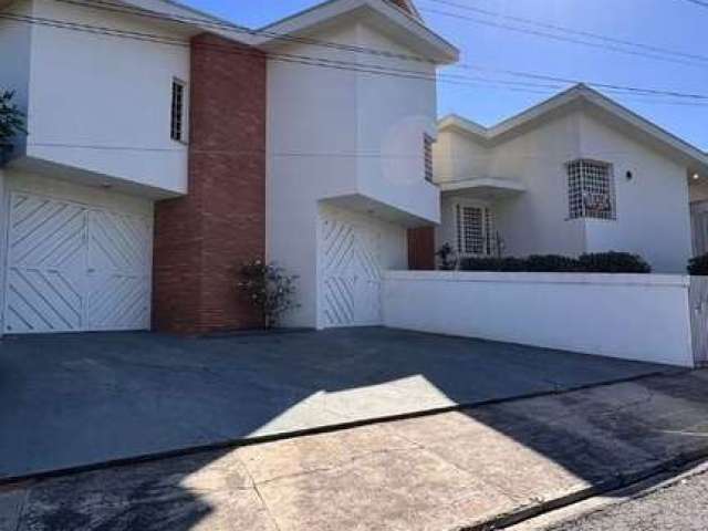 Casa com 3 dormitórios à venda, 238 m² por R$ 1.250.000,00 - Centro - Salto/SP