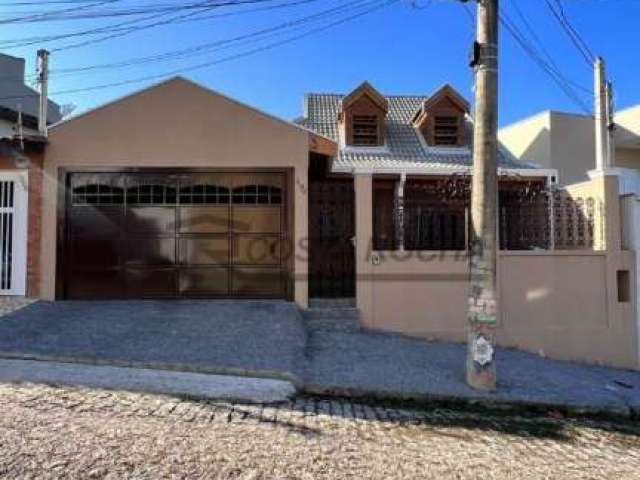 Casa com 3 dormitórios à venda, 140 m² por R$ 900.000,00 - Vila Teixeira - Salto/SP