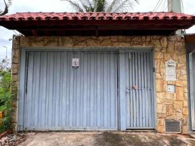 Casa com 3 dormitórios à venda, 275 m² por R$ 600.000,00 - Salto de São José - Salto/SP