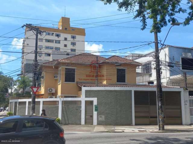 Casa para Venda em Santos, Embaré, 3 dormitórios, 3 banheiros, 2 vagas