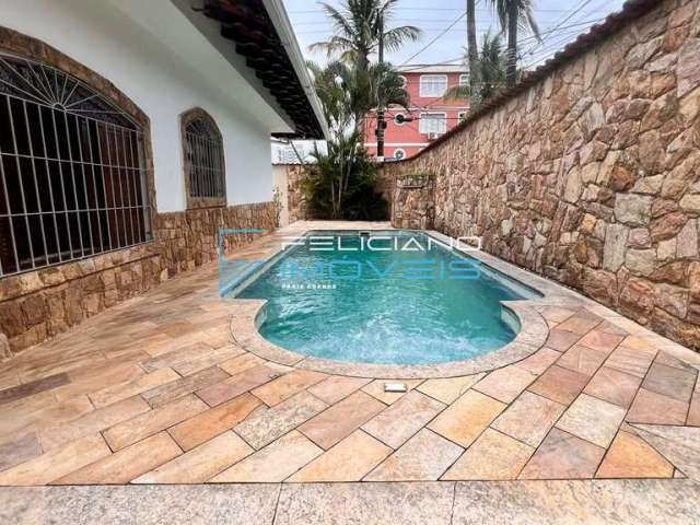 Casa com 3 dorms, Caiçara, Praia Grande - R$ 750 mil, Cod: 4608