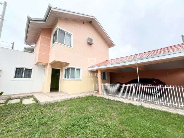 Casa com 4 quartos à venda na Travessa Ferdinando Aristides Moleta, 307, Afonso Pena, São José dos Pinhais por R$ 680.000