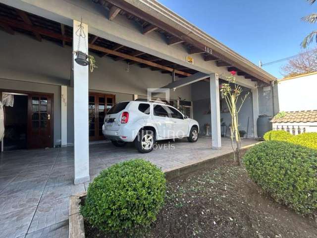 Casa com 3 quartos à venda na Lourenço Maoski, 103, Afonso Pena, São José dos Pinhais por R$ 535.000