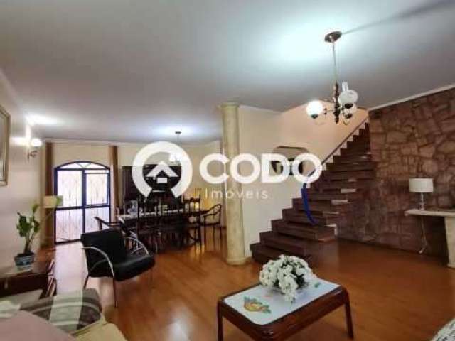 Casa com 4 quartos à venda na Rua São João, Alto, Piracicaba, 332 m2 por R$ 1.050.000