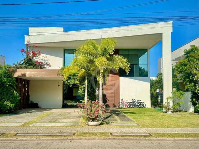 Disponível para você. Uma residência em lote único com incríveis 17,5m de fachada, que tal?