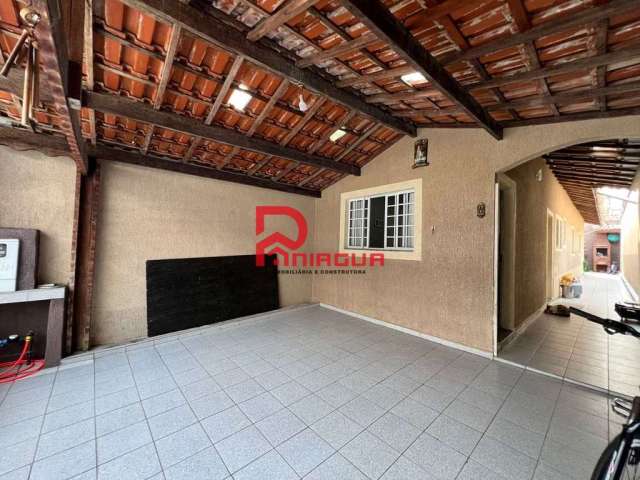 Casa com 2 quartos à venda na Rua Antilhas, 270, Guilhermina, Praia Grande, 110 m2 por R$ 550.000