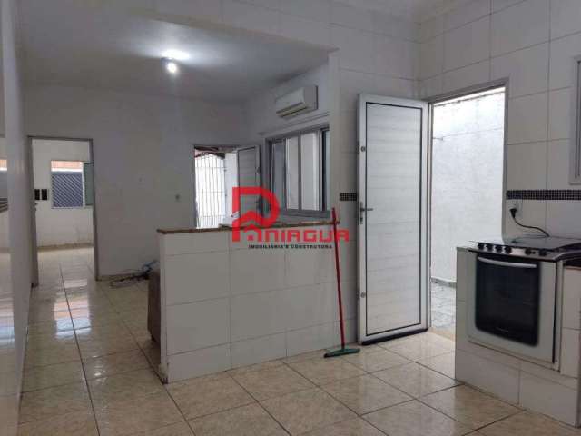 Casa com 2 quartos à venda na Avenida Ângelo Perino, 807, Balneário Maracanã, Praia Grande, 80 m2 por R$ 350.000