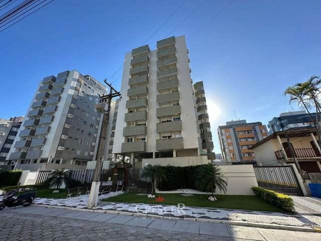 Amplo apartamento com 03 quartos em Caiobá!