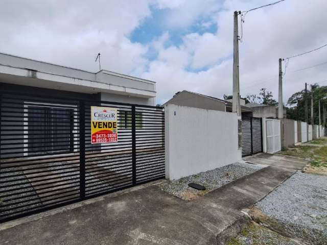 Casa a venda com 02 quartos em Matinhos