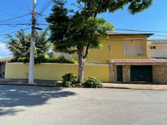 Casa com 3 quartos para alugar no Jardim Florestal, Jundiaí , 251 m2 por R$ 4.000