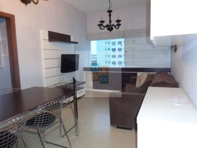 Apartamento  3 qts, 75 m² com  1 suíte, 1 vaga de garagem e banheiro de empregada.