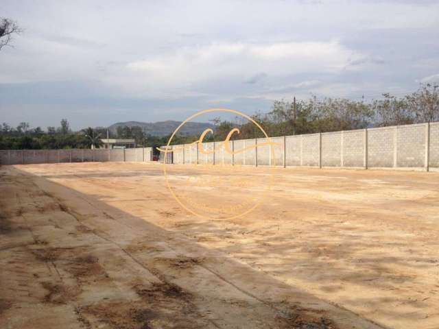 Oportunidade única: Terreno comercial de 3.300m² em Santa Cruz, Rio de Janeiro-RJ, totalmente legalizado com RGI!