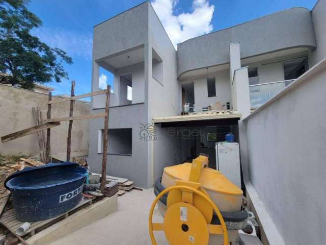 Casa com 3 dormitórios à venda por R$ 640.000,00 - Portal do Sol - Lagoa Santa/MG