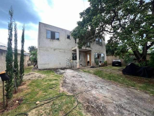 Casa com 5 dormitórios à venda, 270 m² por R$ 830.000,00 - Lagoa Mansões - Lagoa Santa/MG