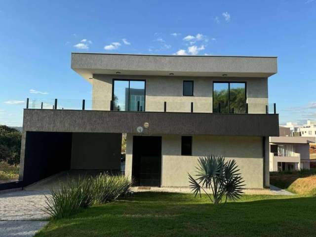 Casa com 4 dormitórios à venda, 320 m² por R$ 1.890.000 - Condomínio Villas Park - Vespasiano/MG