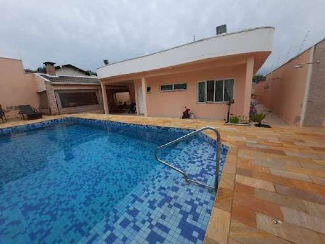 Casa com 4 dormitórios à venda, 350 m² por R$ 1.900.000,00 - Estância das Flores - Jaguariúna/SP