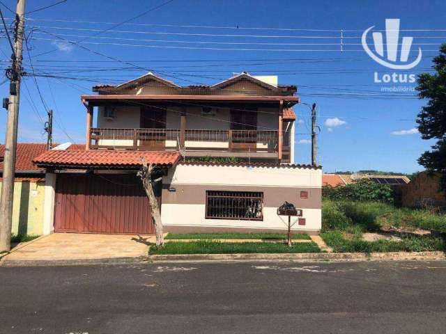 Casa com 4 dormitórios à venda, 279 m² por R$ 750.000,00 - Jardim Silvio Rinaldi - Jaguariúna/SP