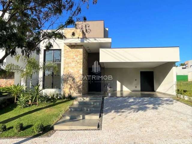 Casa Térrea 220m² c/ 3 suítes em Condomínio Alto do Castelo 'Pronta p/ morar'