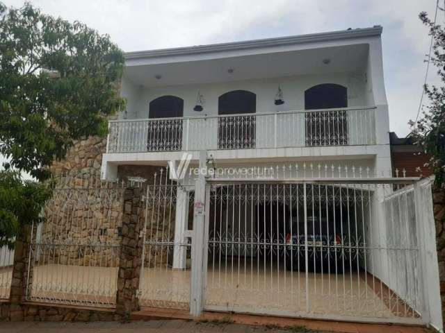 Casa com 4 quartos à venda na Rua República Dominicana, 956, Jardim Nova Europa, Campinas, 250 m2 por R$ 894.000
