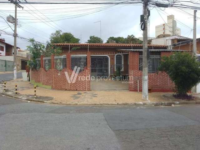 Casa com 3 quartos à venda na Rua Paulo de Faria, 308, Jardim Flamboyant, Campinas, 173 m2 por R$ 590.000