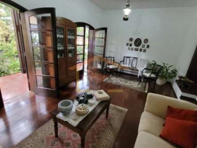 Casa com 3 quartos à venda na Rua Cônego Ezequias, --, Vila Rosália, Guarulhos por R$ 1.599.000