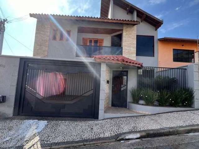 Casa com 4 quartos à venda no Jardim Amaryllis, Poços de Caldas , 430 m2 por R$ 1.458.000