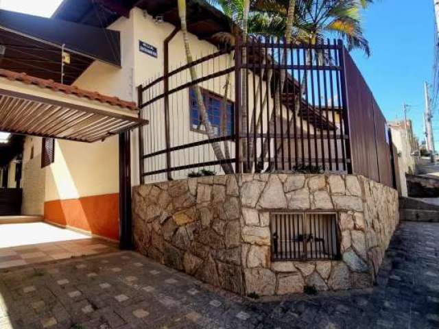 Casa com 3 quartos à venda no Jardim das Hortênsias, Poços de Caldas , 187 m2 por R$ 840.000