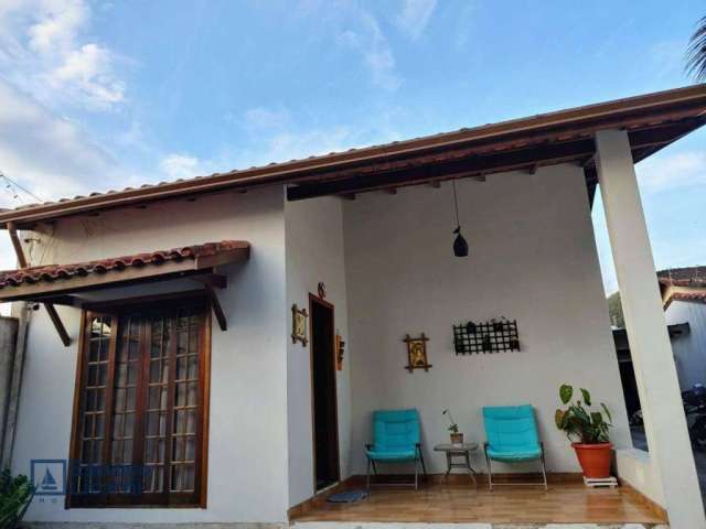 Casa com 3 dormitórios à venda, 223 m² por R$ 1.100.000,00 - Martim de Sá - Caraguatatuba/SP