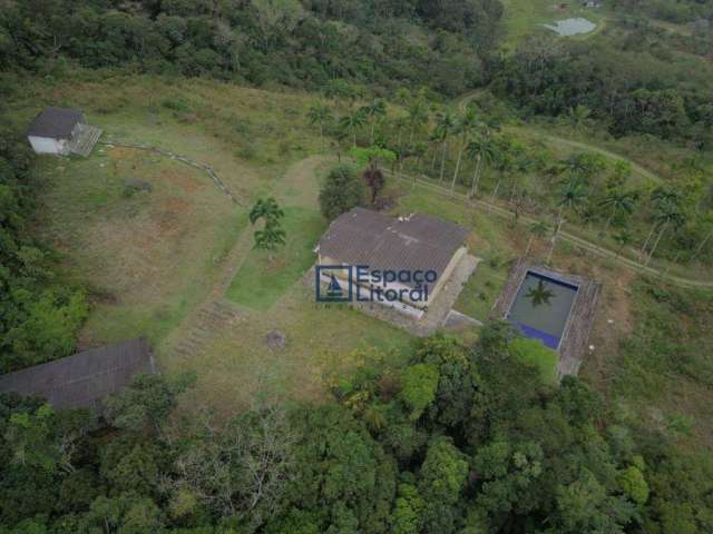 Fazenda à venda no bairro da Massaguaçu, bairro de Caraguatatuba - SP.