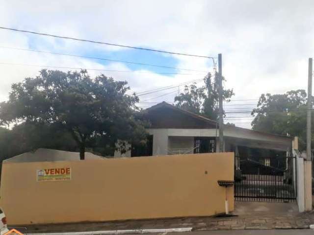 Ótimo Terreno  Com  12 X 42=508 m² com 3 casas