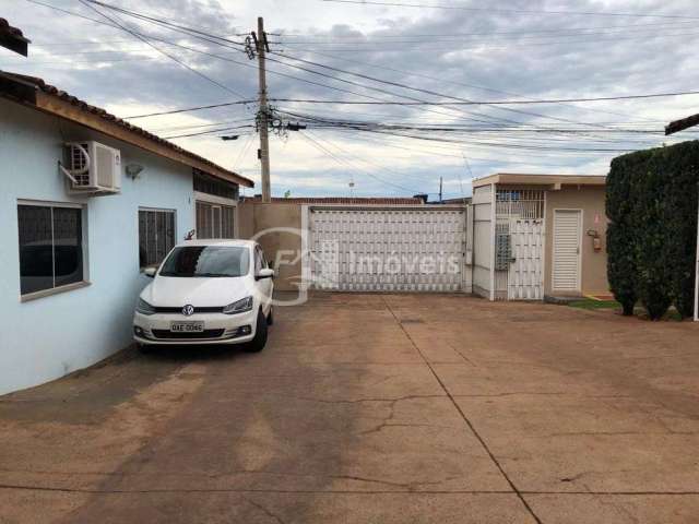 Casa - Condomínio. Oportunidade de investimento.