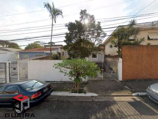 Casa com 98m² localizada na Cidade Vargas em São Paulo-/SP.