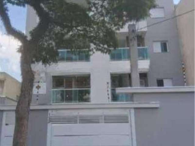 Apartamento sem condomínio com elevador na Vila Humaitá. Dispõe de 63m².