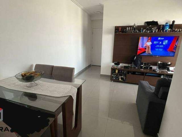 Apartamento de 65 m² Com Elevadores Localizado No Bairro Santa Maria em Santo André - SP