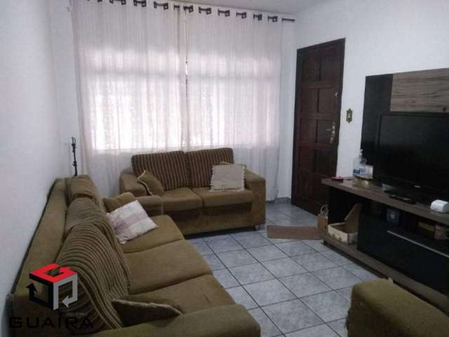 Casa com 200m² localizado no Parque Capuava, em Santo André.