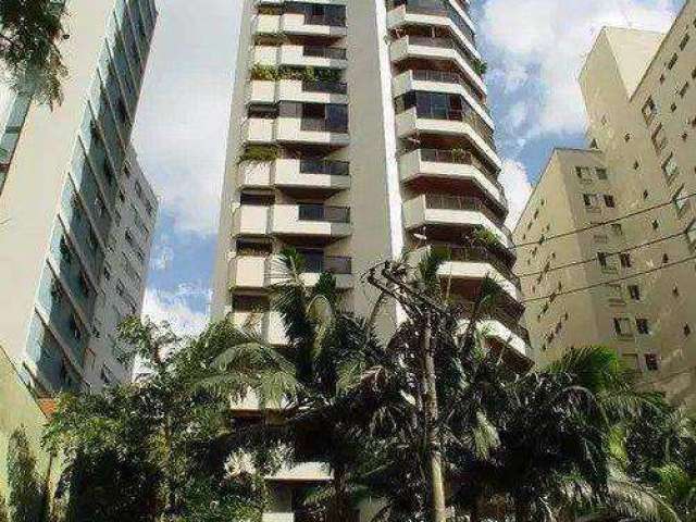 Cobertura Triplex em Santa Cecília com 836m²