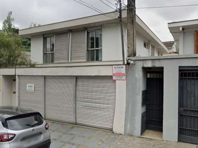 Sobrado Residencial 4 Dormitórios na Vila Madalena com 343 m2.