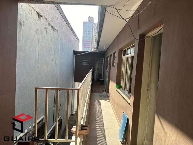 Casa com 3 pavimentos e 2 vagas á venda na Vila Apiaí - Santo André - SP