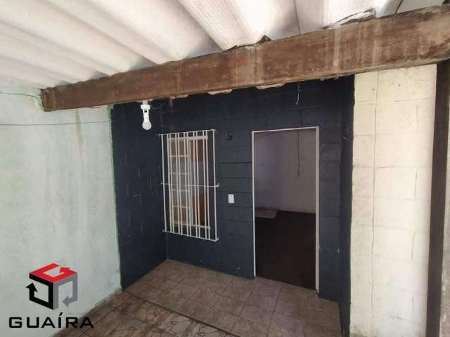 Casa para aluguel 2 quartos 1 vaga Montanhão - São Bernardo do Campo - SP