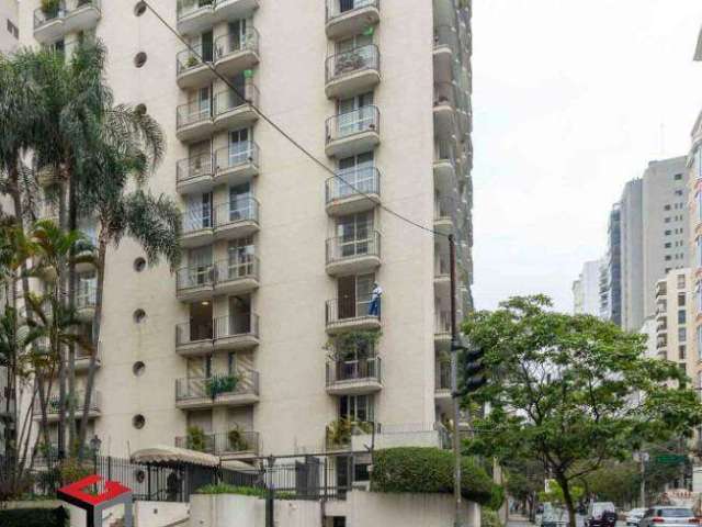 Apartamento 3 Dormitórios em Jardim Paulista com 242m²