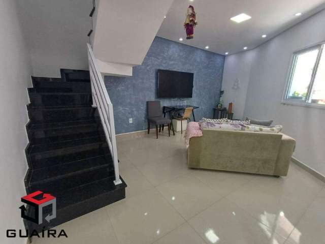 Cobertura triplex 2 quartos 2 vagas paralelas + 1 moto - na vila Valparaíso SA