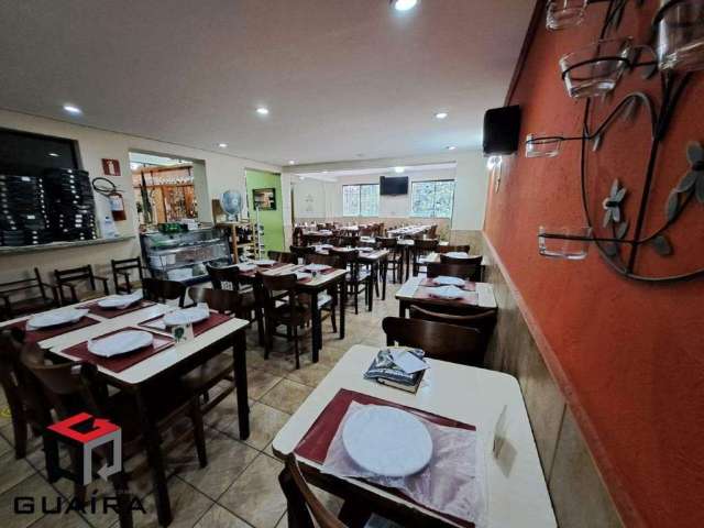 Prédio Comercial - Jaçatuba S.André com 200 m² de á.útil, equipado para pizzaria, ou disponível para outros ramos!