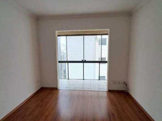 Apartamento 3 Dormitórios em Vila Olímpia com 92m²