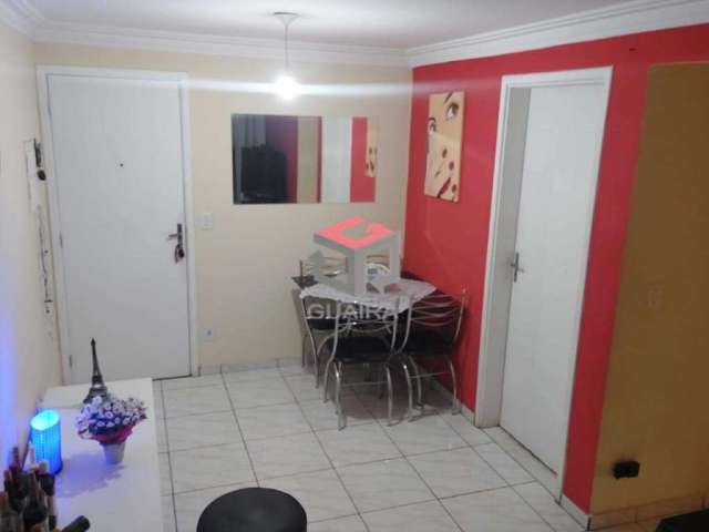 Apartamento 50 m² Com Elevadores Localizado bairro Erasmo Assunção Santo André - SP.