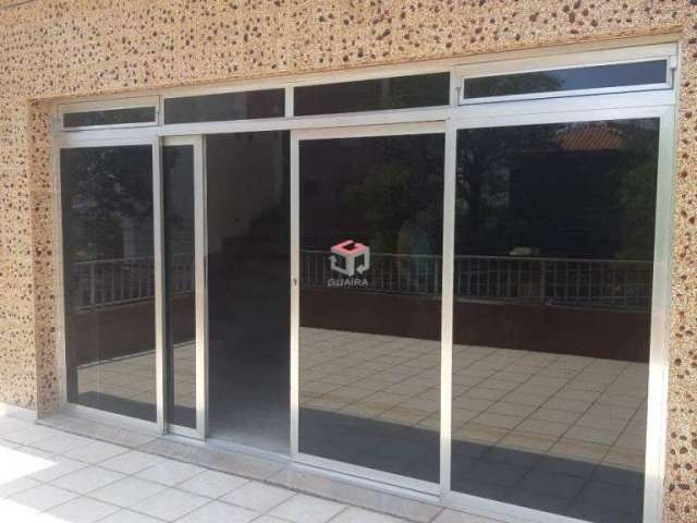 Casa de 236m² localizada no Jd. do Mar e, SBC - SP