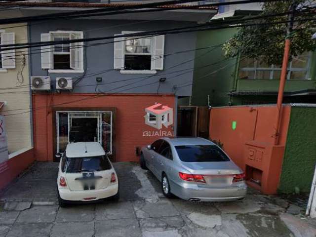 Sobrado à venda 4 quartos 1 suíte 3 vagas Vila Olímpia - São Paulo - SP