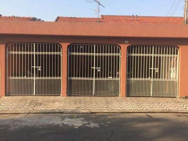 Casa Térrea com 150m², localizada na Vila Guiomar em Santo André- SP