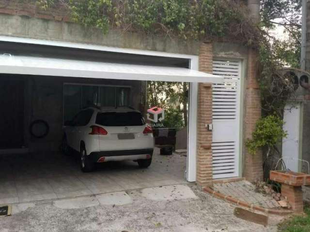 Sobrado com 443m² localizado no Bairro Demarchi em São Bernardo do Campo - SP.