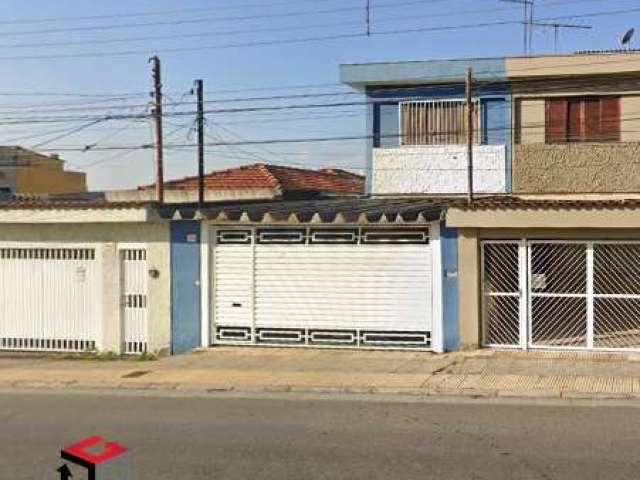 Sobrado a venda com 179 m² localizado no Bairro Rudge Ramos em São Bernardo do Campo/SP.