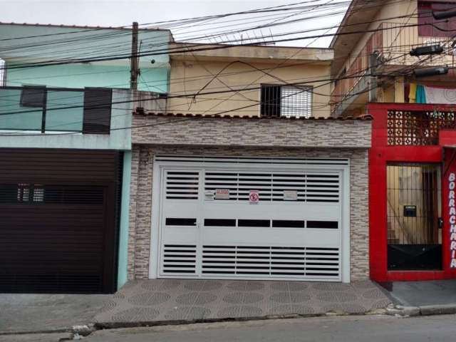 Sobrado à venda 4 quartos 2 vagas Ferrazópolis - São Bernardo do Campo - SP